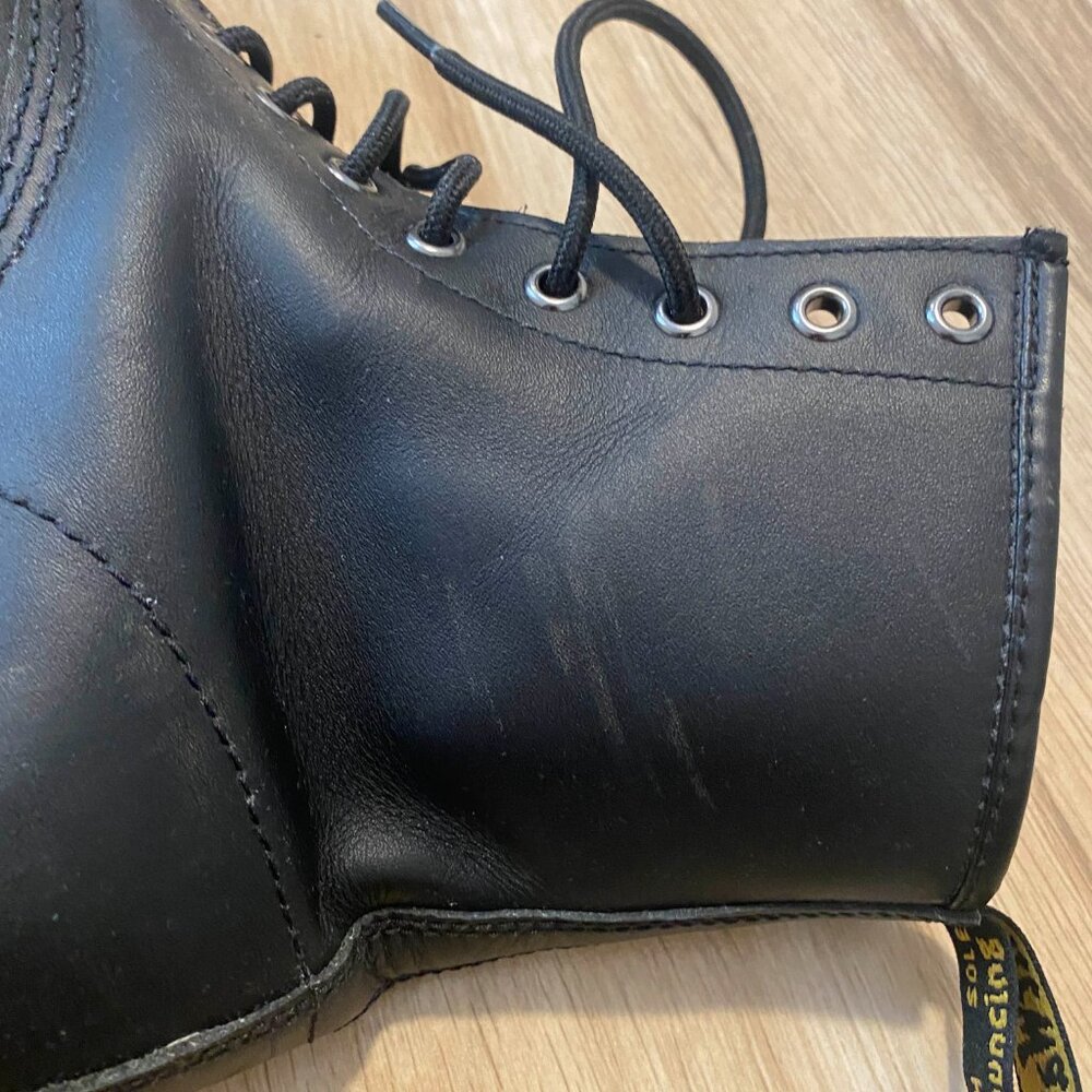 Dr. Martens 1460 W Black Leather Lace-Up Boots UK 7 / EU 41 / US 9 L Womens - Picture 6 of 7